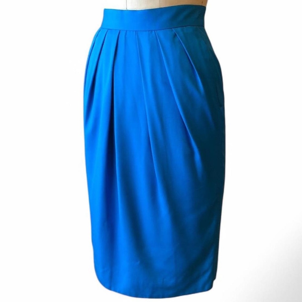 Vintage MADE IN USA 80’s Cobalt 🦋 Blue 🦋 Pleated 100% Silk Pencil Skirt